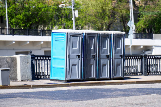 Best Construction site porta potty rental  in Cambria, IL